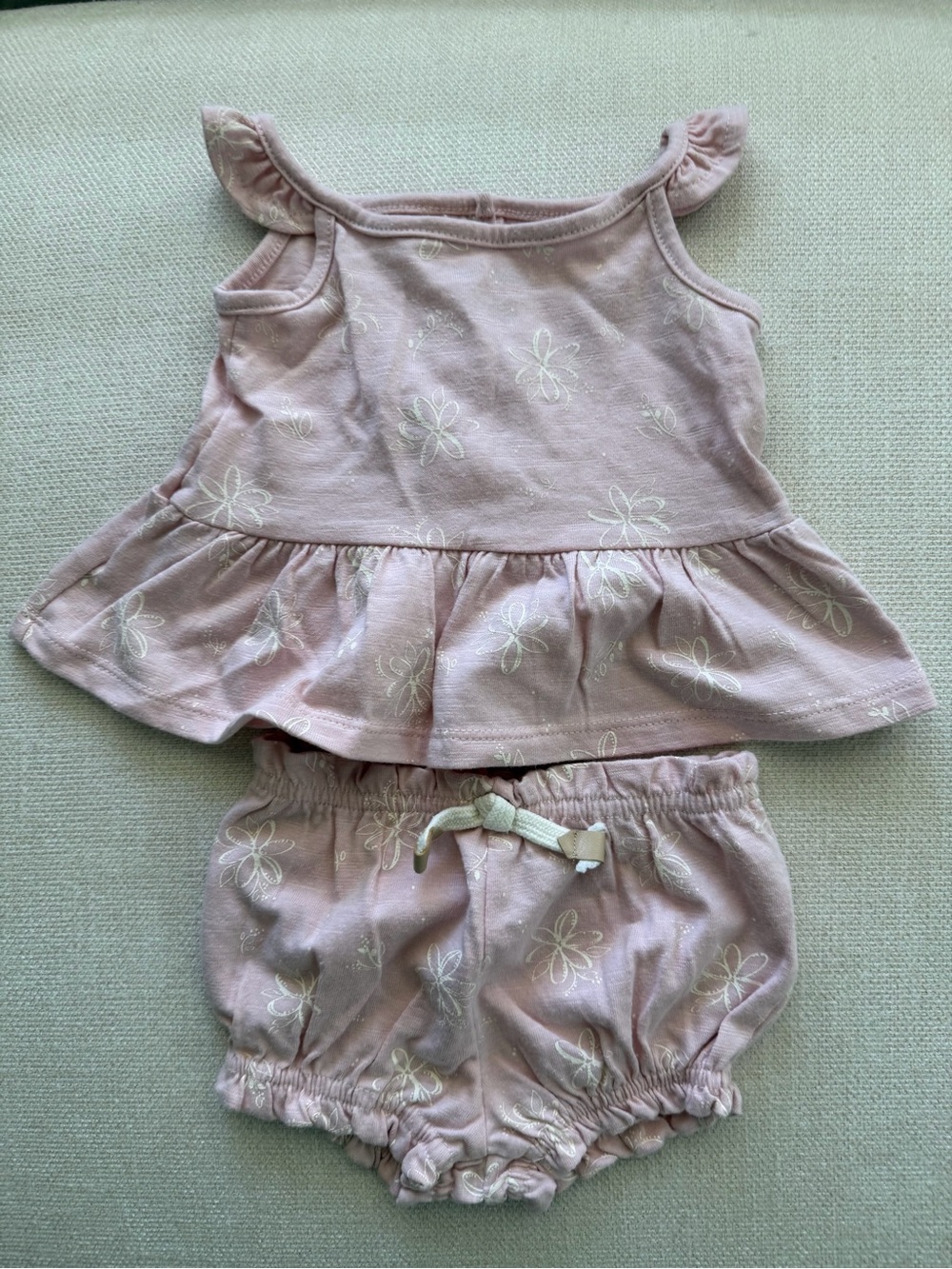 Dresses - Picture 7 of 8